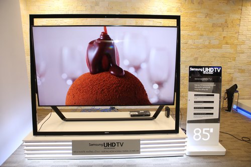 Samsung bán ra tivi 4K tại Việt Nam giá 1,3 tỷ đồng